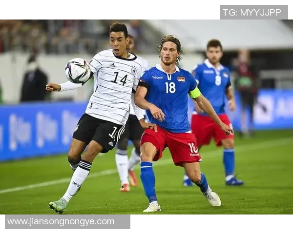 重庆足球队在世界杯预选赛中的灵活战术与表现分析